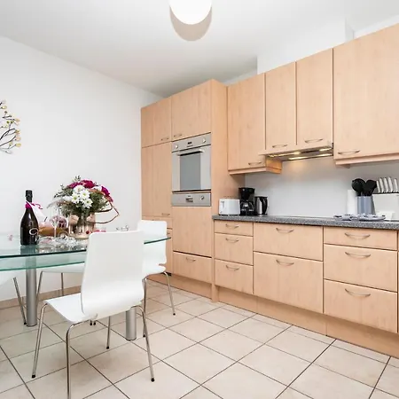 Enjoythealps - In-ski Out *