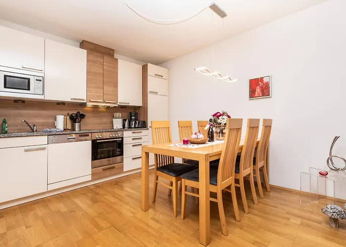 Enjoythealps - In-ski Out Lägenhet